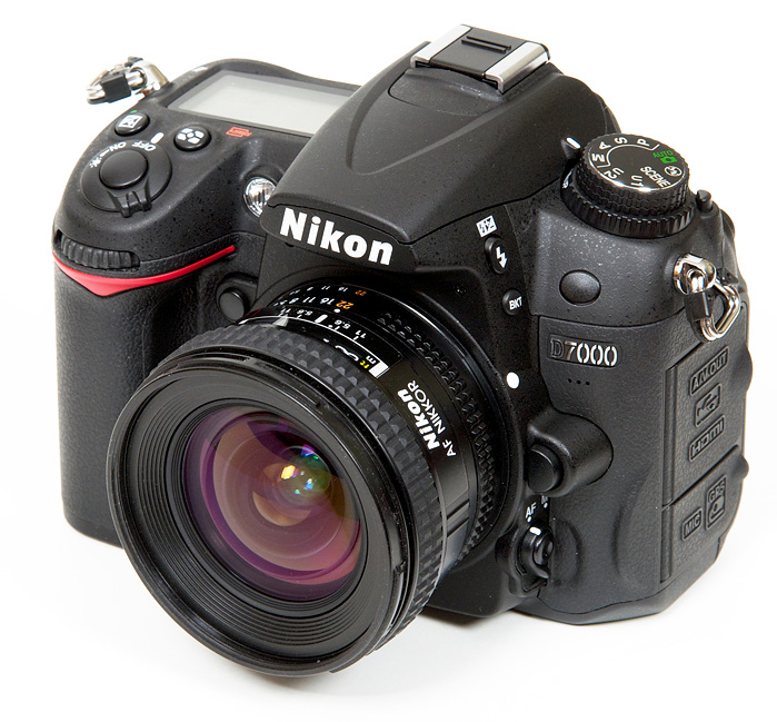 Nikkor AF 20mm f/2.8 D (DX) - Review / Lab Test Report