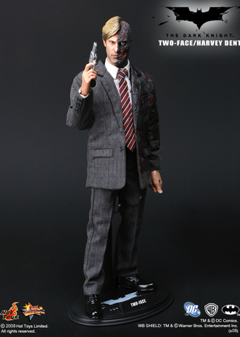 The Dark Knight - Two Face / Harvey Dent / QUICK-TOY
