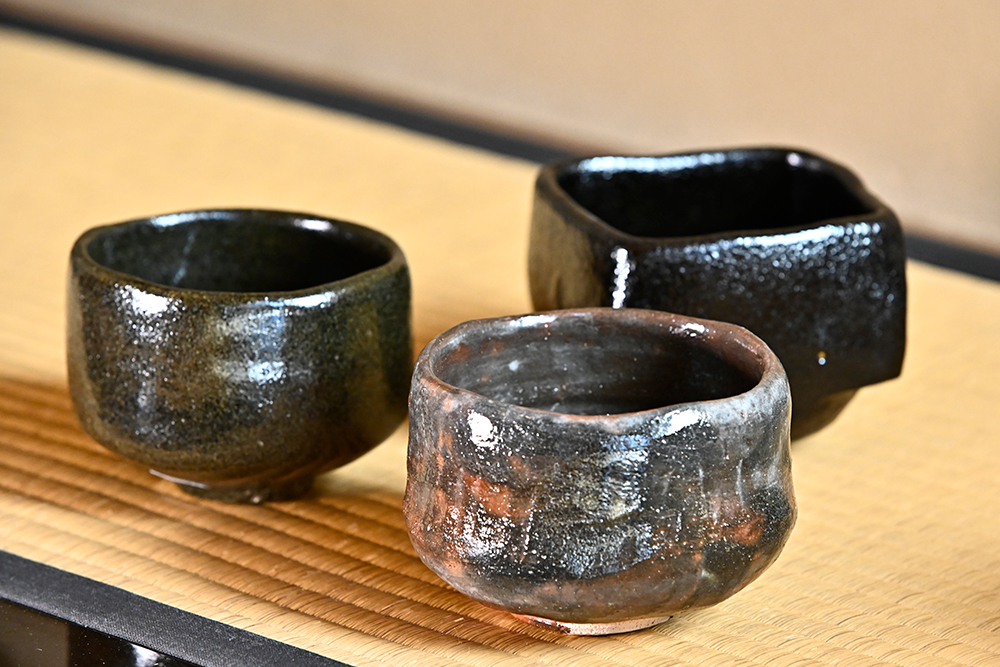 茶碗 木箱 朝 楽茶碗 楽入 合箱 木箱 貫入 名「朝」 朝焼け 茶碗 木箱