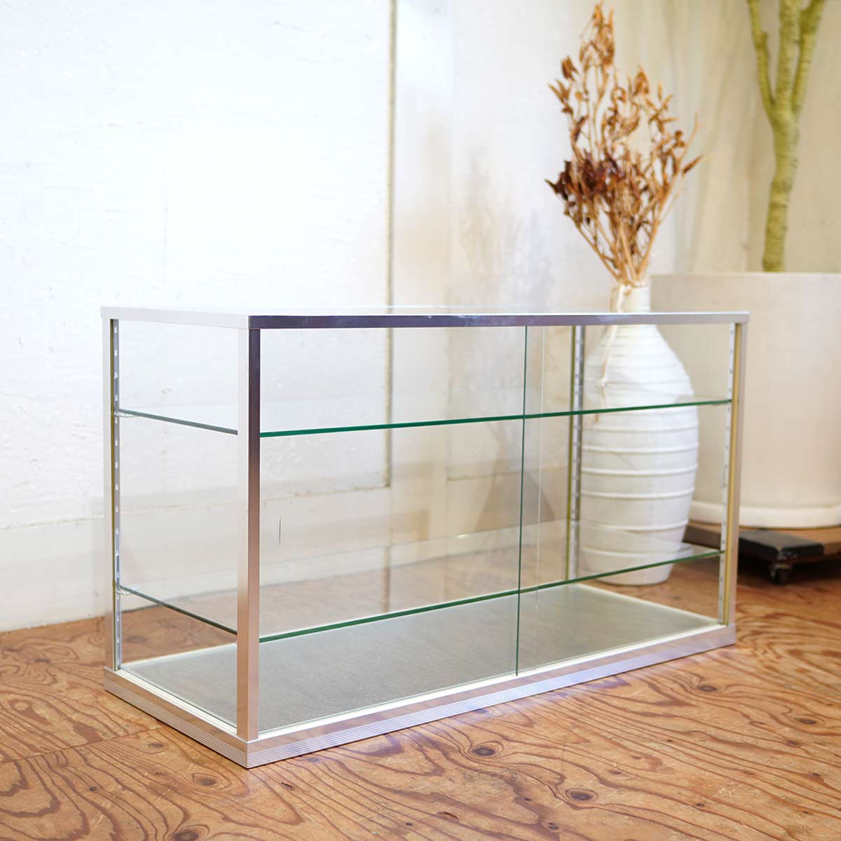 ガラス棚 / ショーケース｜店舗シスプレイ 店舗什器 ケビント
