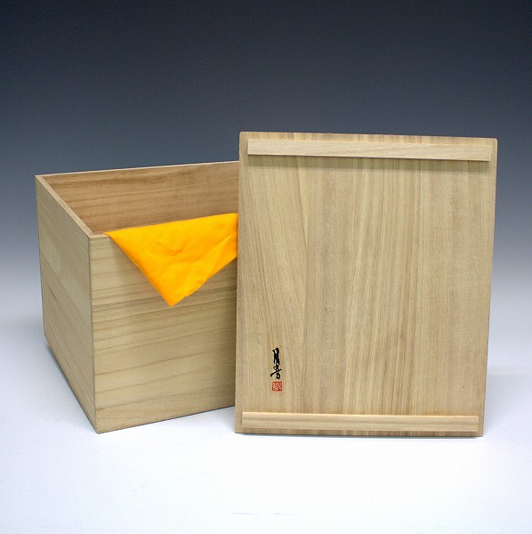 岡山のパワーストーン、風水・開運グッズのお店 龍祥本舗 / 高岡銅器