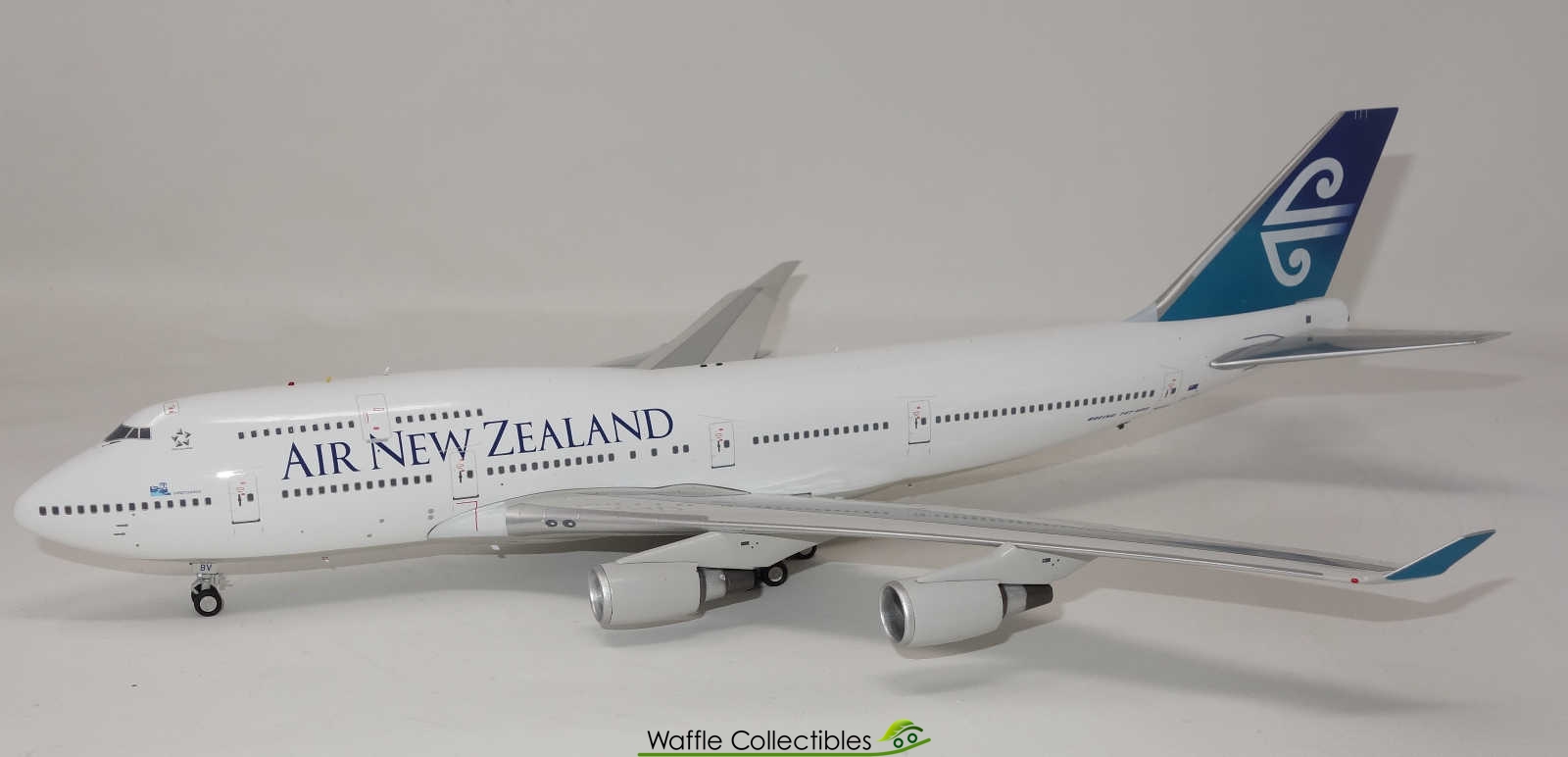INFLIGHT 1/200 ニュージーランド航空 B747-400 1:200 Inflight200 Air