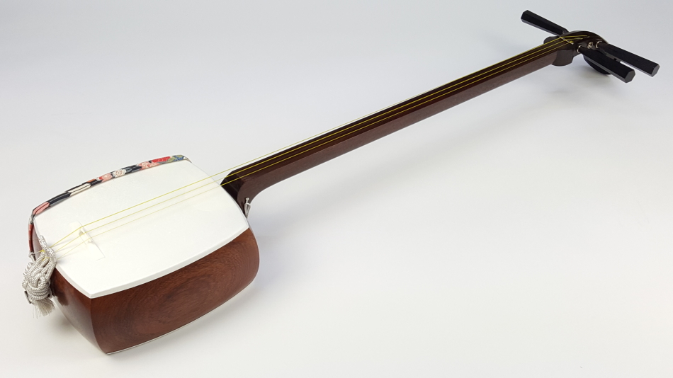 三味線本体 木製 ケース付き 三味線本体 木製 3本の弦 専用ケース付き 楽天