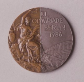 友情のメダル」期間限定展示のお知らせ（早稲田大学歴史館） – 早稲田文化