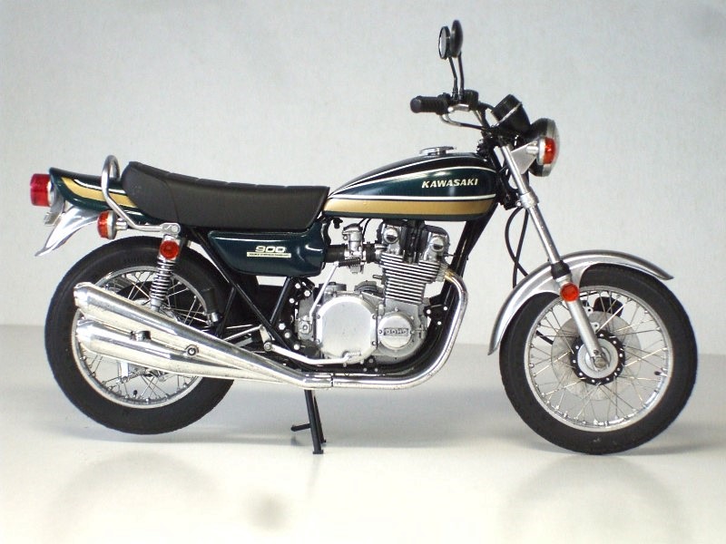 カワサキ900 Super4(Z1) (アオシマ 1/12)