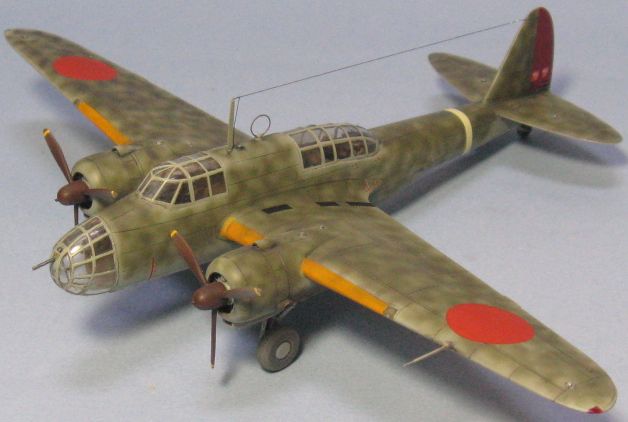 日本陸軍九九式襲撃機と九九式双発軽爆撃機（旧マニアホビー1/72）