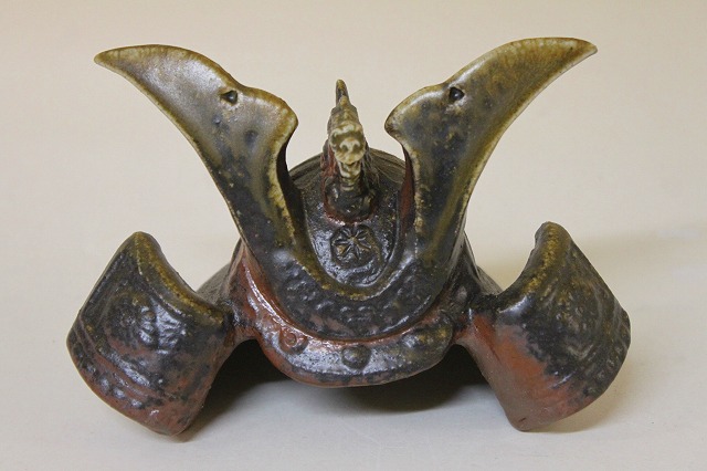 備前焼 兜 置物 備前焼陶吉は人間国宝作品から現代作品・和食器などを