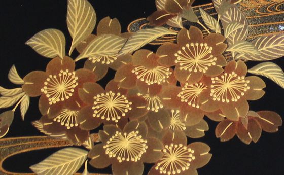 輪島塗草花蒔絵三段重紙共箱