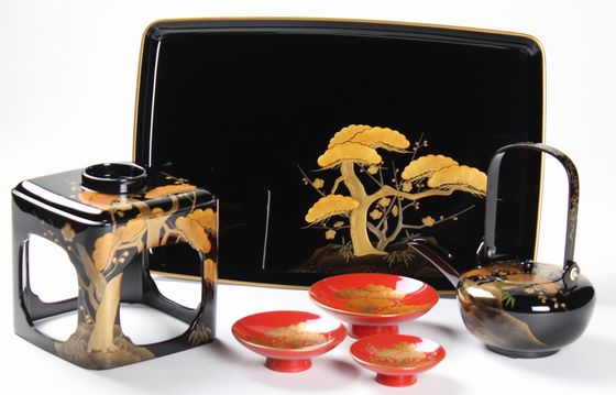 漆器 輪島塗 沈金 蒔絵 木製 皿 10客 美品です。木製・輪島真塗り 沈金