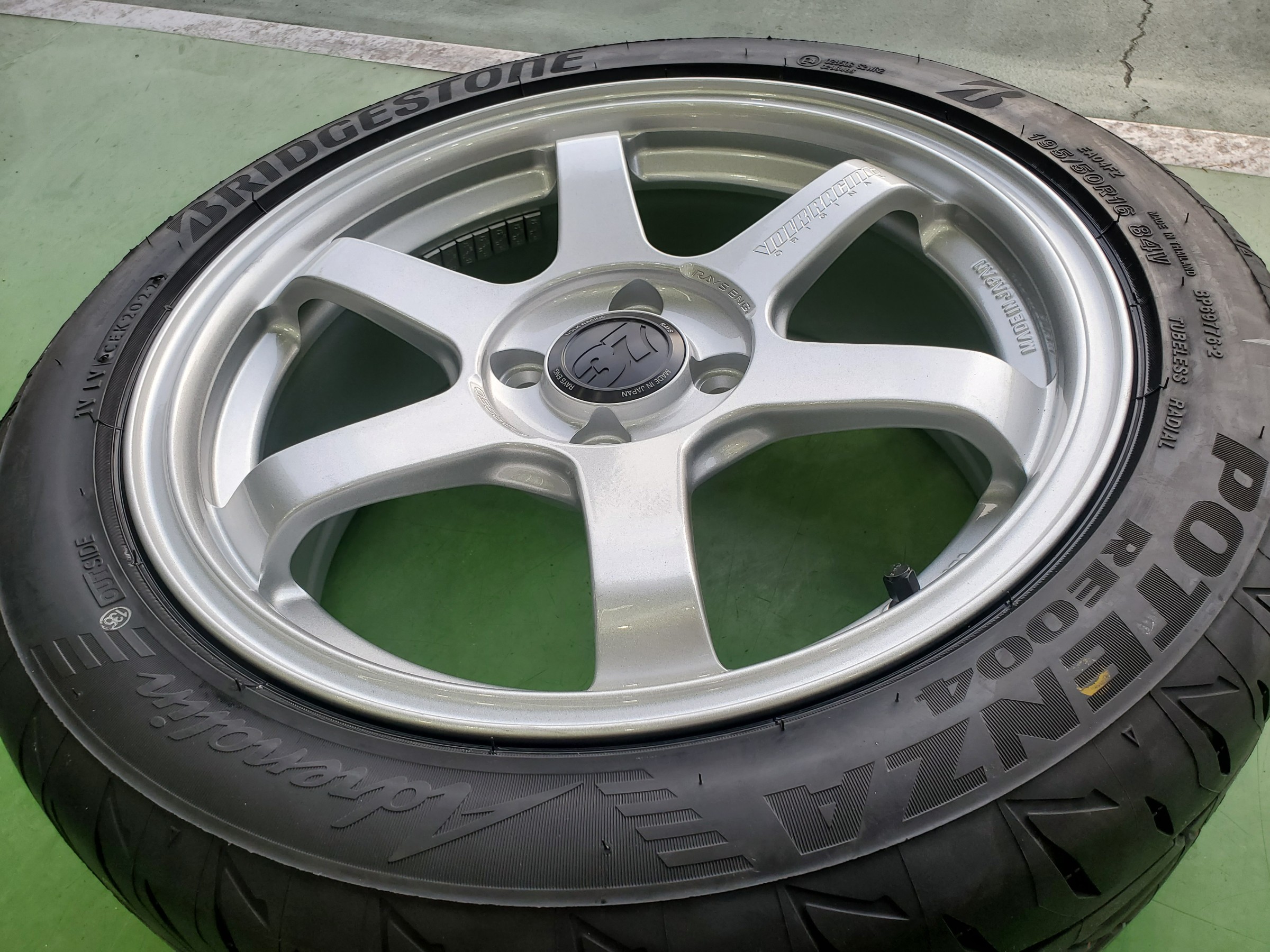 レイズ G025 （シルバー）ミニチュア オブジェ レイズ G025 (シルバー