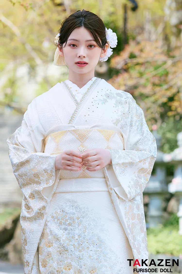 ブランド振袖 桂由美 刺繍 銀彩 褄下挟み比翼付き 身丈171cm 撥水加工