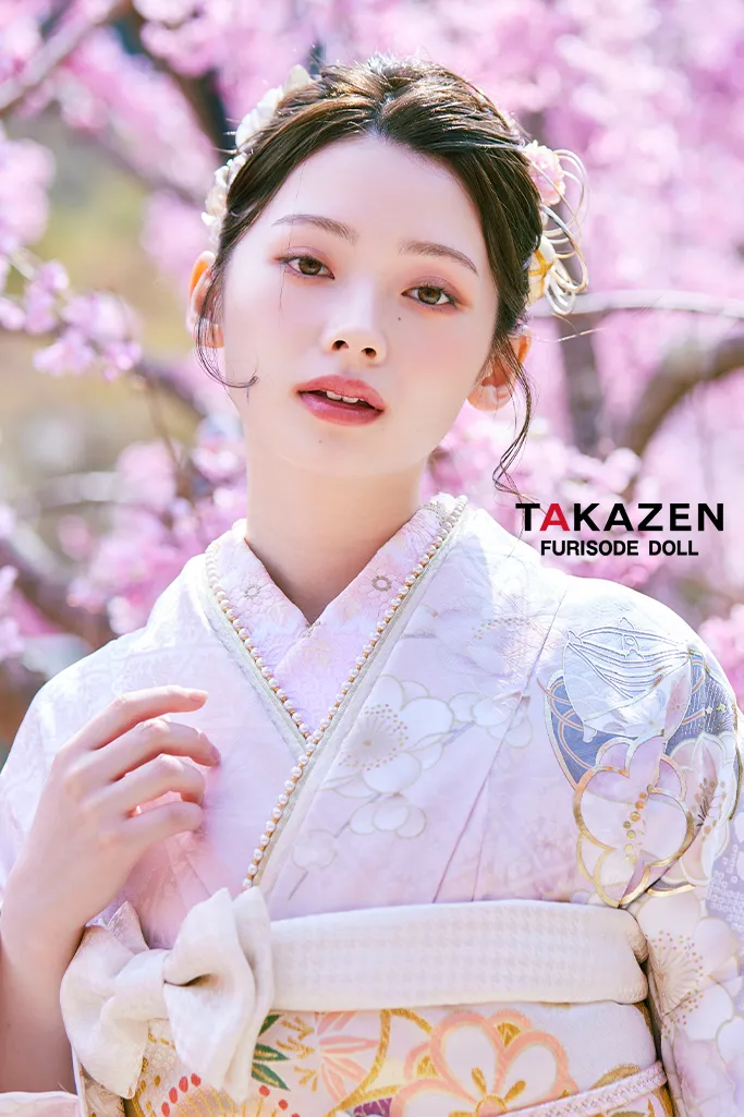4ページ目｜ピンク色の振袖｜成⼈式の振袖レンタルならTAKAZEN、世界