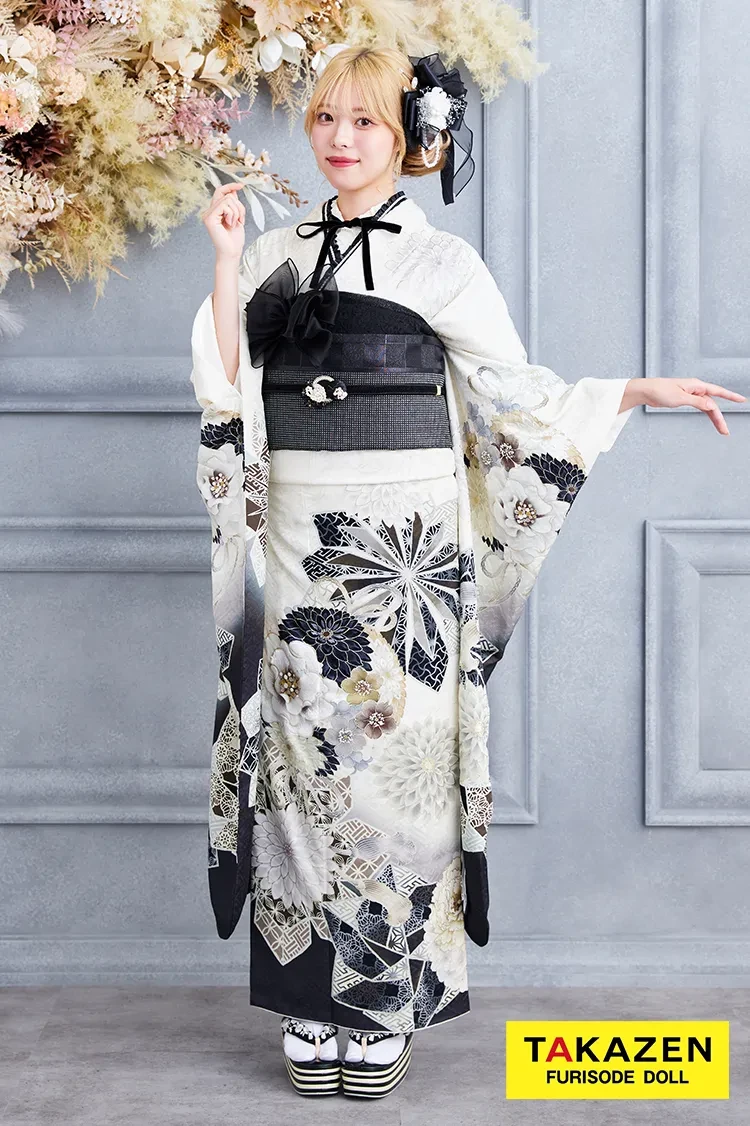 安くてお得！九重×中村里砂ブランド振袖 白/黒/モノトーン おしゃれ