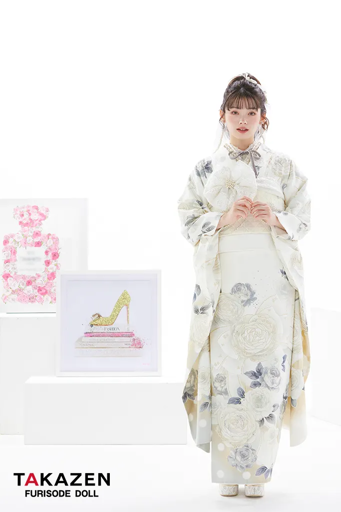 ヘップバーンシャネルカラー 白/ゴールド バラ/リボン柄