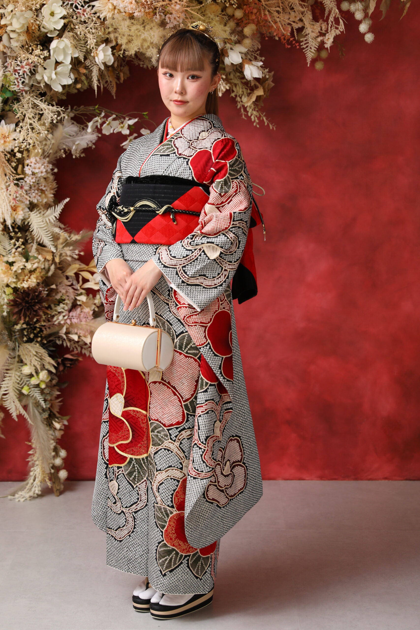 ななせちゃん｜成人式振袖前撮りなら【TAKAZEN】