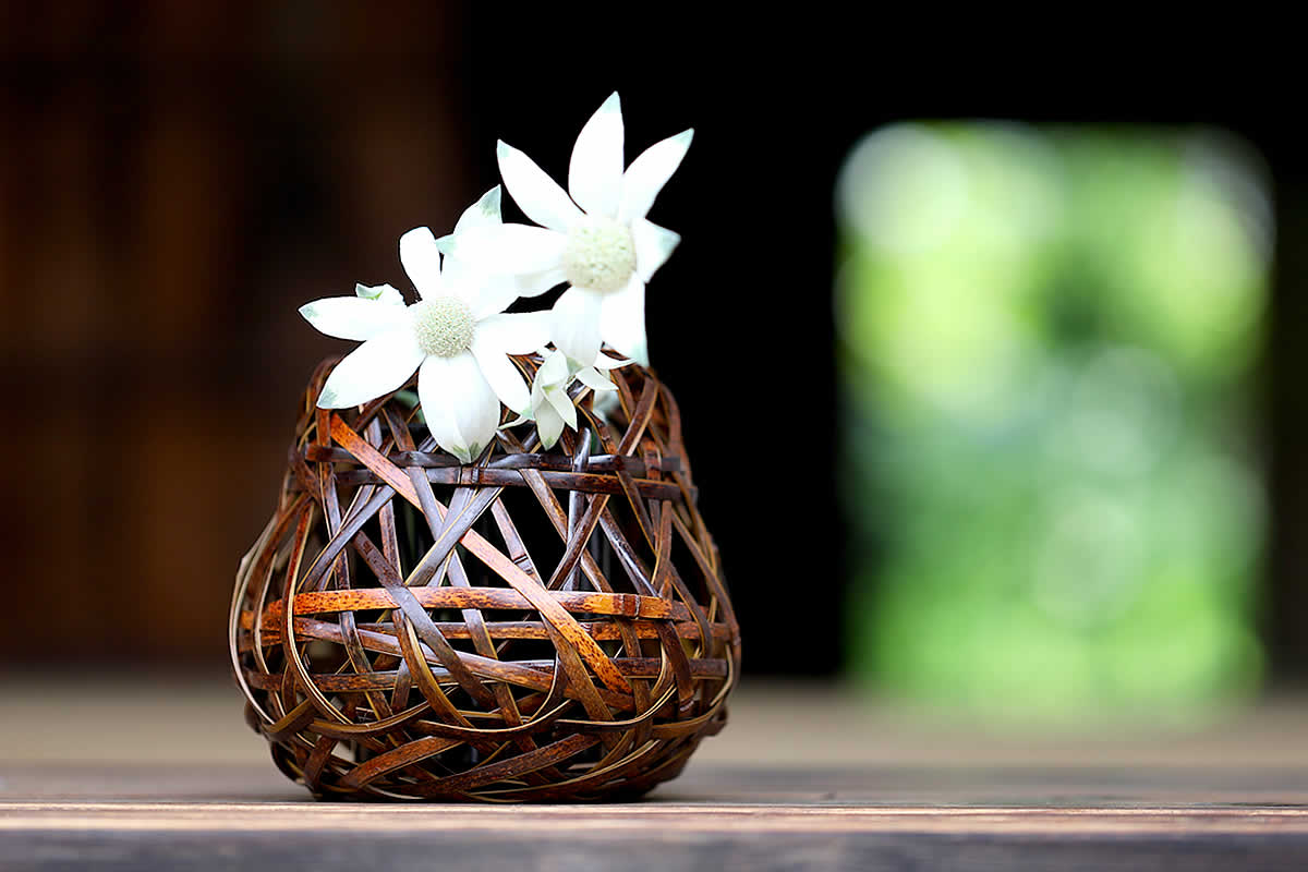 希少価値！】虎斑竹の花籠 生花用 置物 専用の花瓶剣山付き 専用箱なし