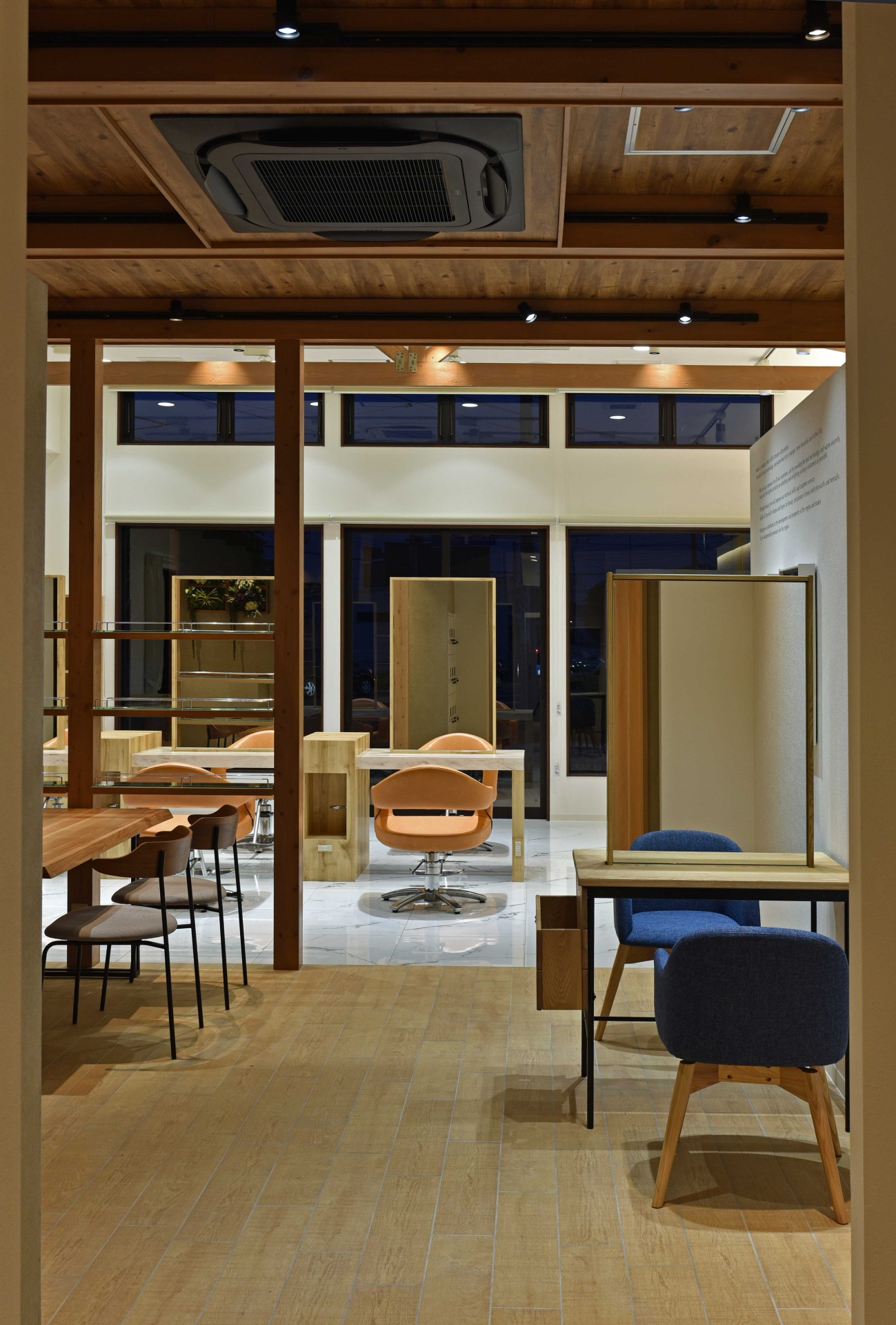 r.a.f mirror | ミラー・サロン家具・ワゴン等 | 製品情報 | タカラ