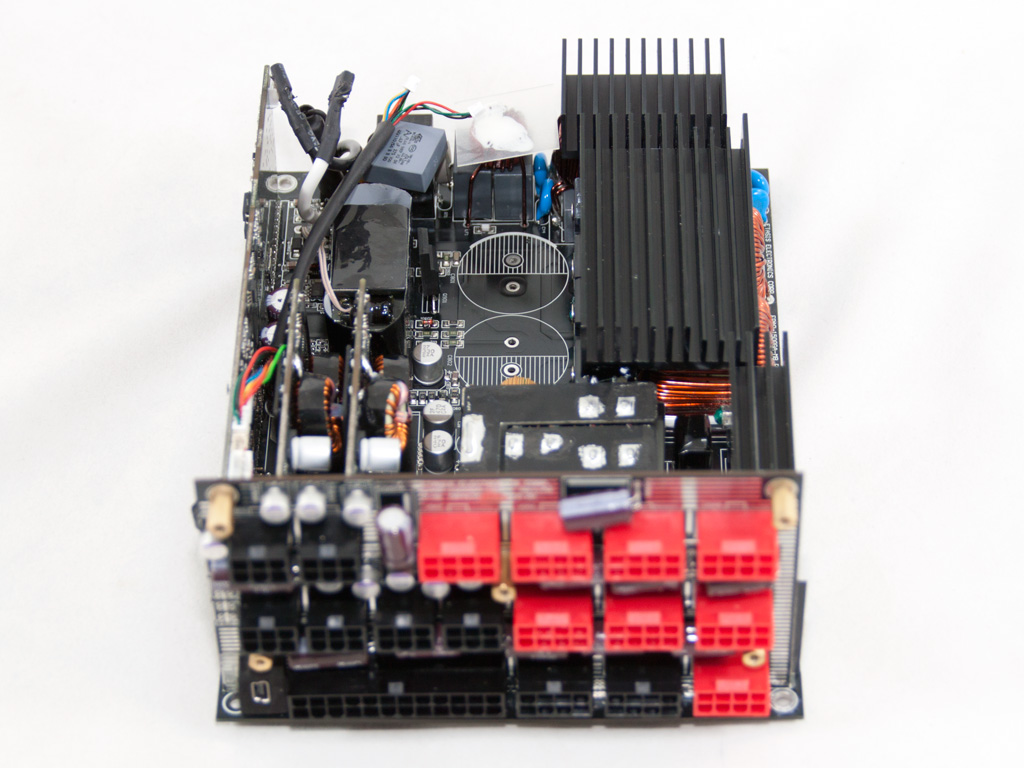 EVGA SuperNOVA NEX1500 Classified 1500 W Review - A Look Inside