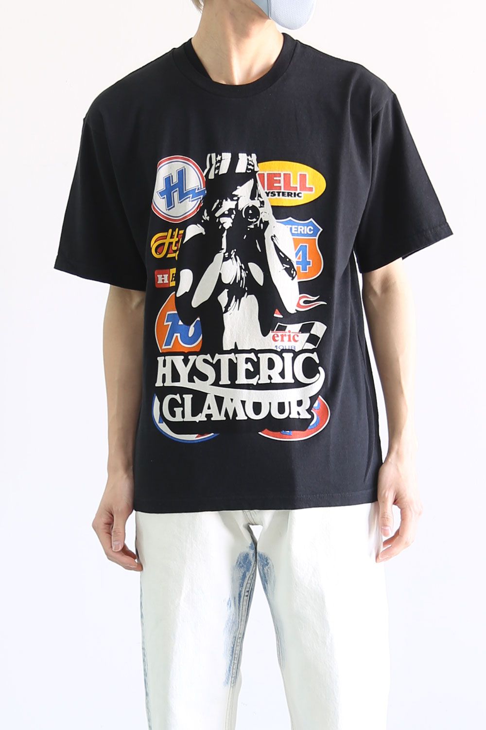 HYSTERIC GLAMOUR - CAR LOGO CAMERA GIRL Tシャツ / ブラック | Tempt