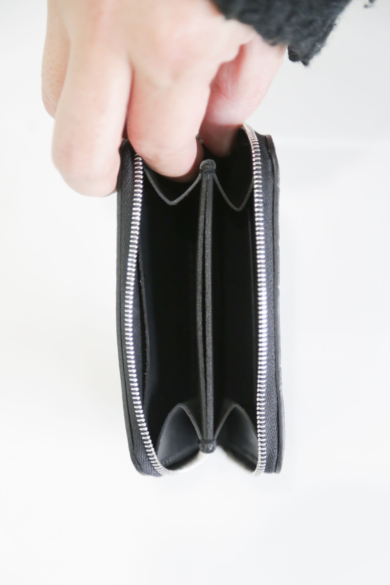 ISAMU KATAYAMA BACKLASH - ELEPHANT COIN PURSE / ブラック | Tempt