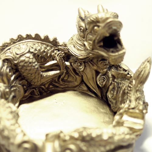 開運 龍の灰皿 ポリストーン製 - 横浜中華街天宝堂本店