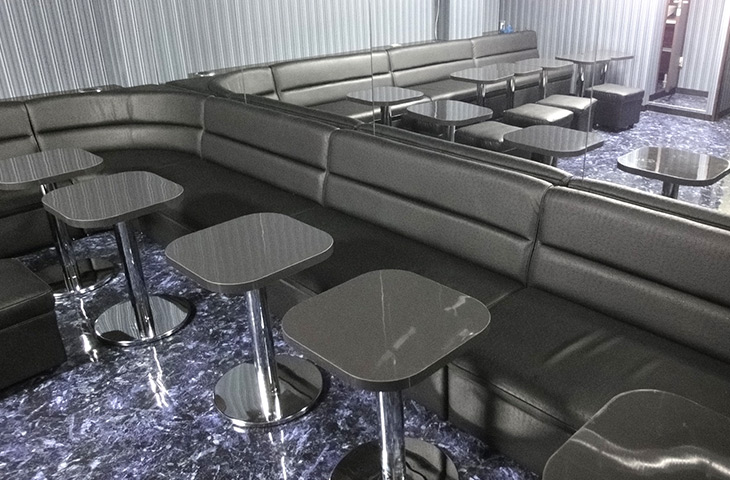 東京都ひばりヶ丘スナック様｜納品例｜店舗家具