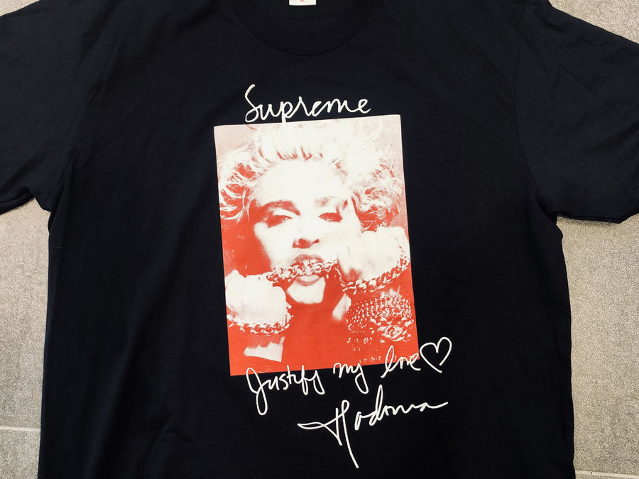 Supreme / シュプリームより18AWの名作フォトティーMadonna Tee