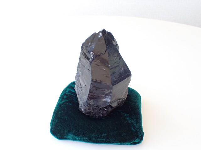 証明書付き チベット シャングリラ産 天然モリオン ポイント 御守り 魔