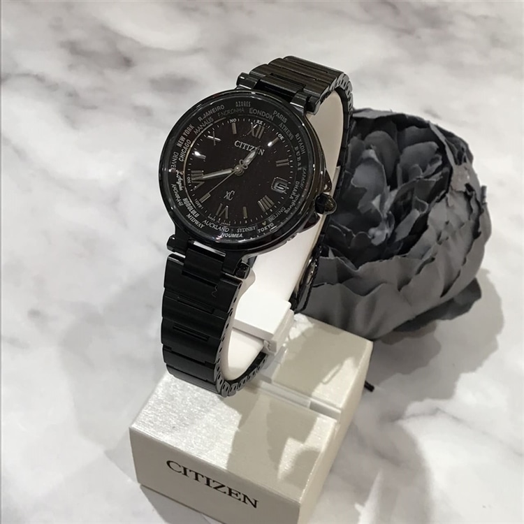 やよいんぐシチズン クロスシー LIGHT in BLACK やよいんぐシチズン