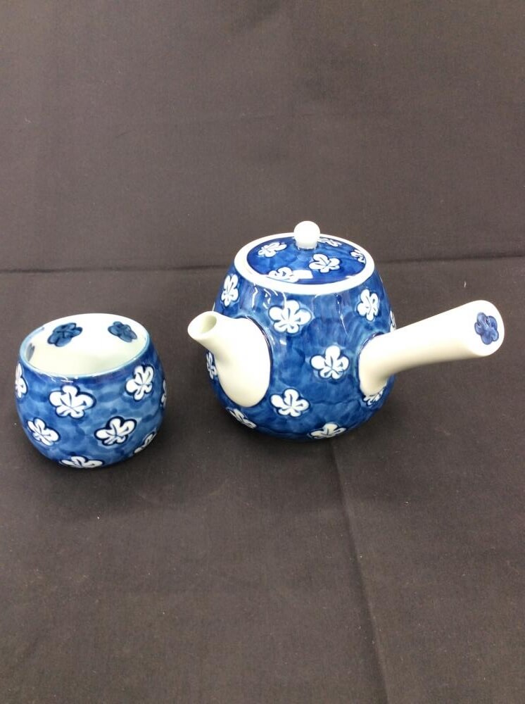 大安さん専用】古伊万里の伝統 日本の銘窯 源右衛門作 染濃根菜図 大皿