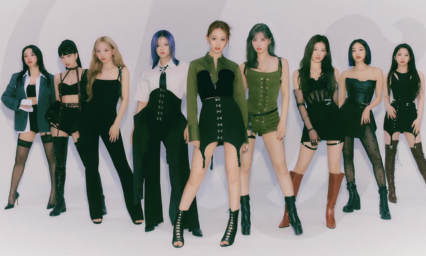 TWICE READY TO BE& SPECIAL 2セット