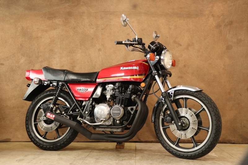 Z550FX 国内物 ヨシムラ集合｜SOLD OUT｜旧車・絶版バイクならウエマツ