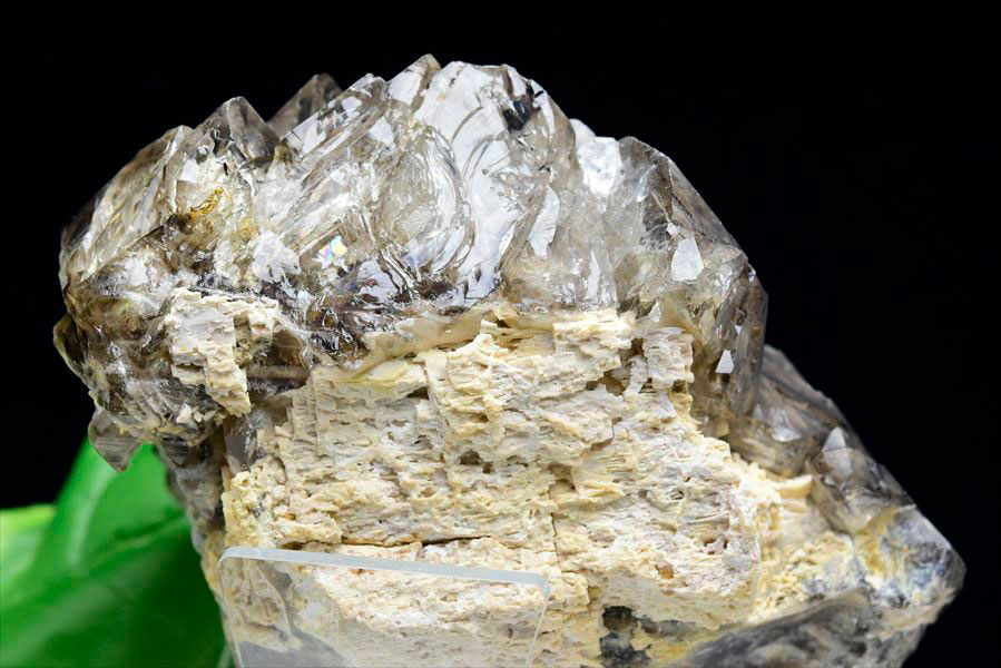 アリゲータークォーツ（ジャカレー水晶）エレスチャル 原石｜アップ