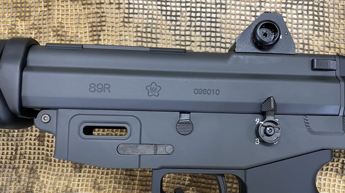 自衛隊といえばこれ！ 久々の再入荷『89式5.56mm小銃〈固定銃床型