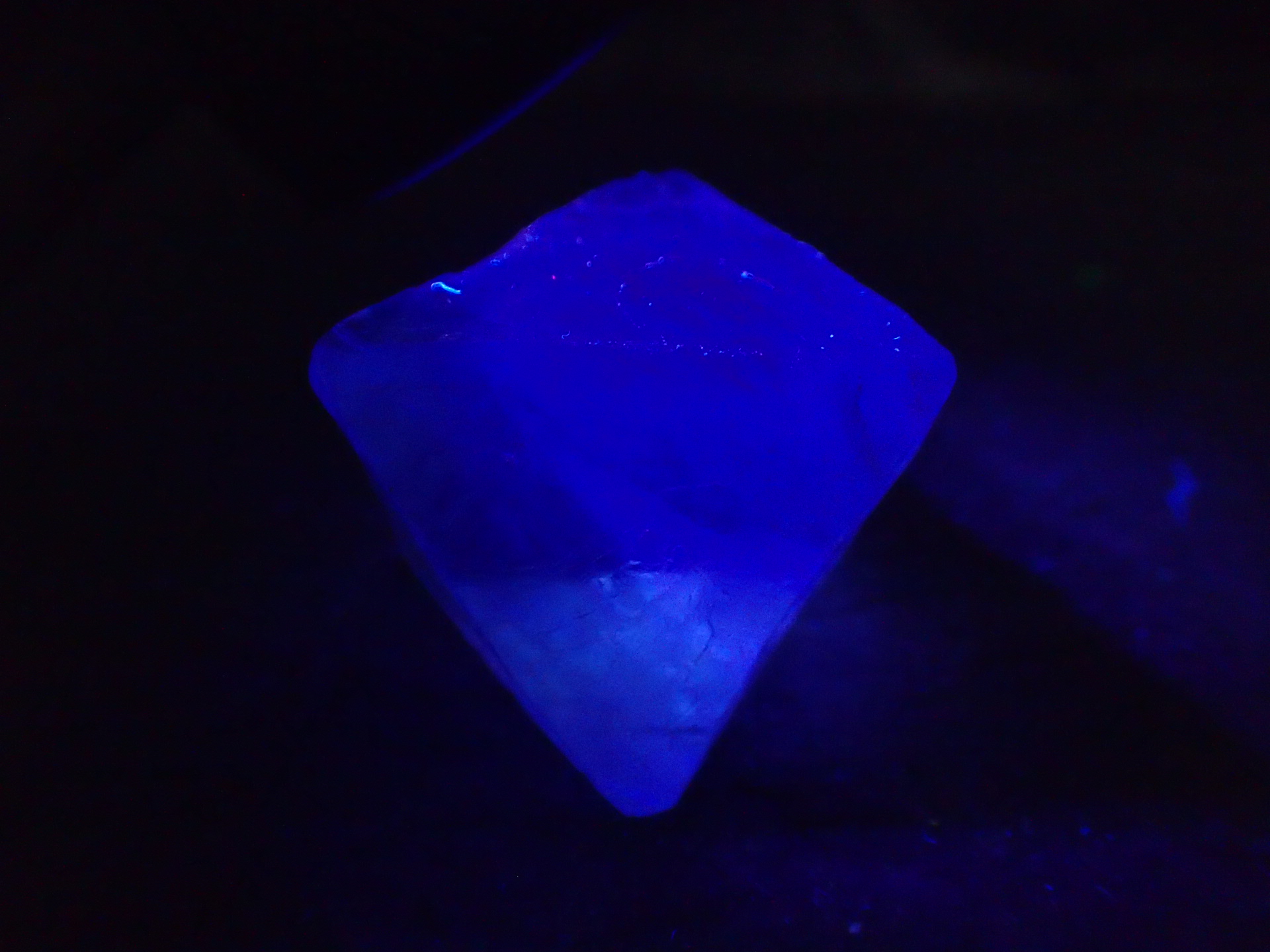 八面体 フローライト P20 水晶 共生 鉱物 標本 原石 【公式通販】