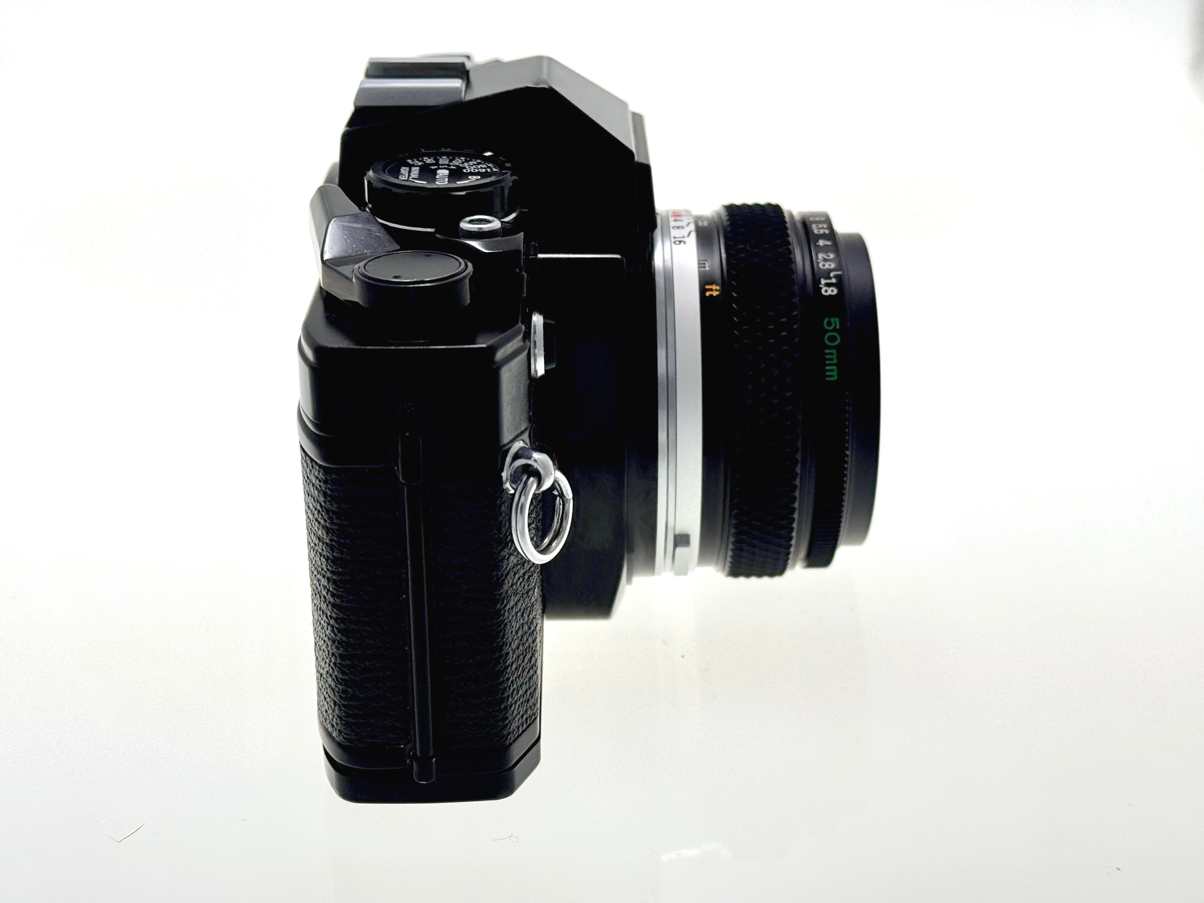 Vintage Olympus OM10 Black with 50mm Zuiko F1.8 Lens. (Exc)