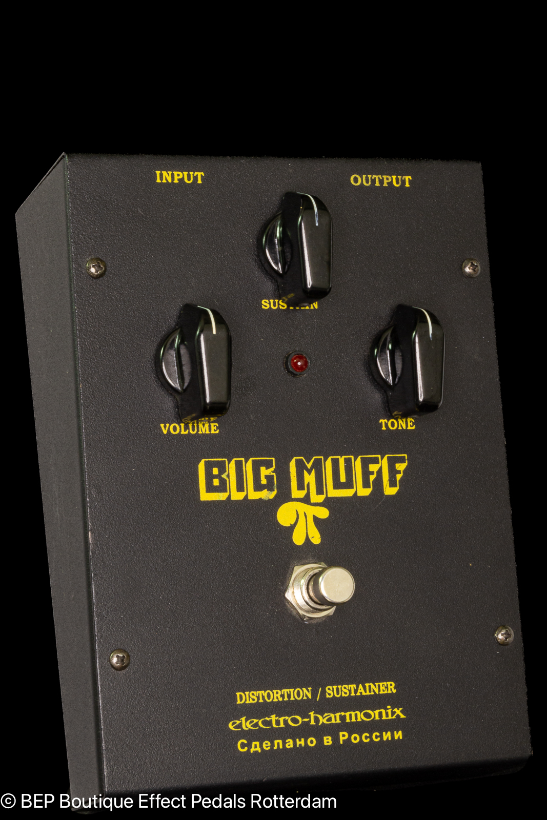 Electro Harmonix Big Muff Pi V7 (Black Russian) Black Effect For