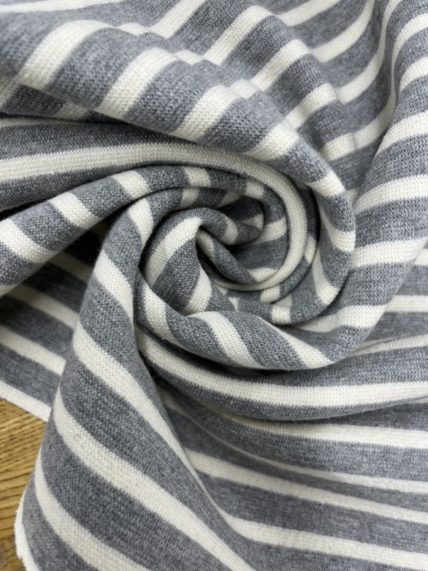 生地：綿100％ボーダー柄裏起毛裏毛（グレー／白） - 日暮里繊維街 要