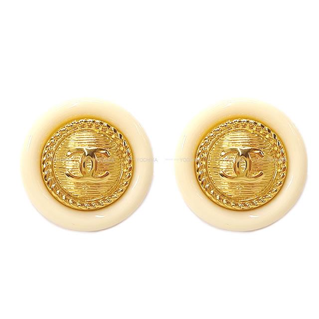 CHANEL シャネル ボタン風 ココマーク ピアス ゴールド金具 B18A 新品