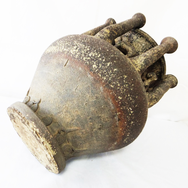 無釉多象多嘴壺｜特選画廊｜ヨコタ博物館