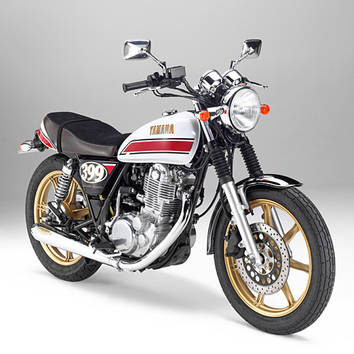 AUTHENTIC外装セット | ヤマハ発動機グループ ワイズギア