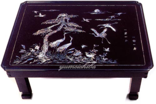 螺鈿細工 テーブル 机 座卓 豪華 「黒うるし地」に「螺鈿細工（らでん