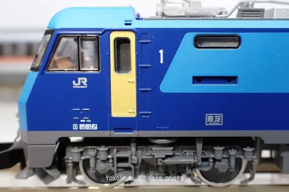 EH200（新塗装）JRFマークなし・GPSアンテナなしが入線しました。TOMIX