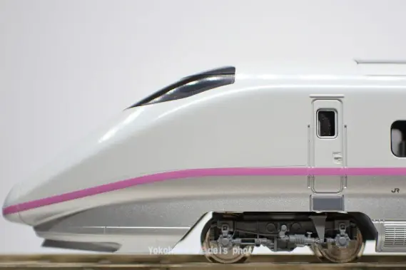 E3系秋田新幹線 ありがとうこまち ラッピングが入線しました。KATO 10