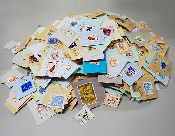 切手を売りたい方へ～どんな切手が高い？安い？ | 使用済み切手、未