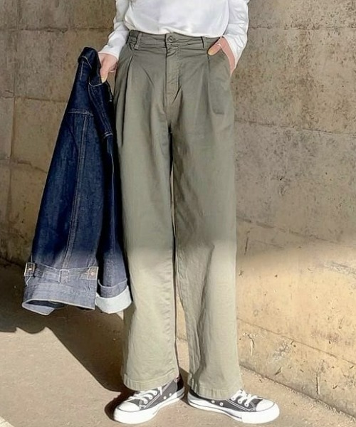 SOMETHING（サムシング） チノパン 「SOMETHING」チノタックトラウザー