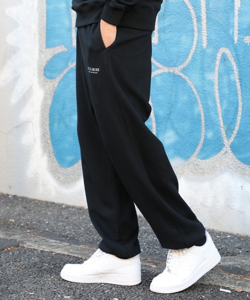 MAZZEL スウェットパンツ