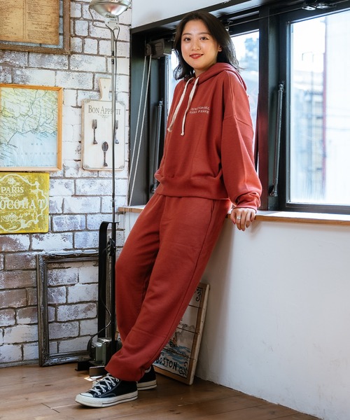 ムラサキスポーツ（MURASAKI SPORTS） パーカー RIKKA FEMME