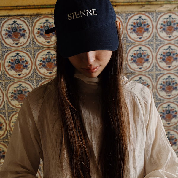 Qoo10] [ITZY ユナ 着用] [sienne