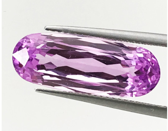 クンツァイト | 宝石・貴金属製品卸 | 有限会社 一瀬